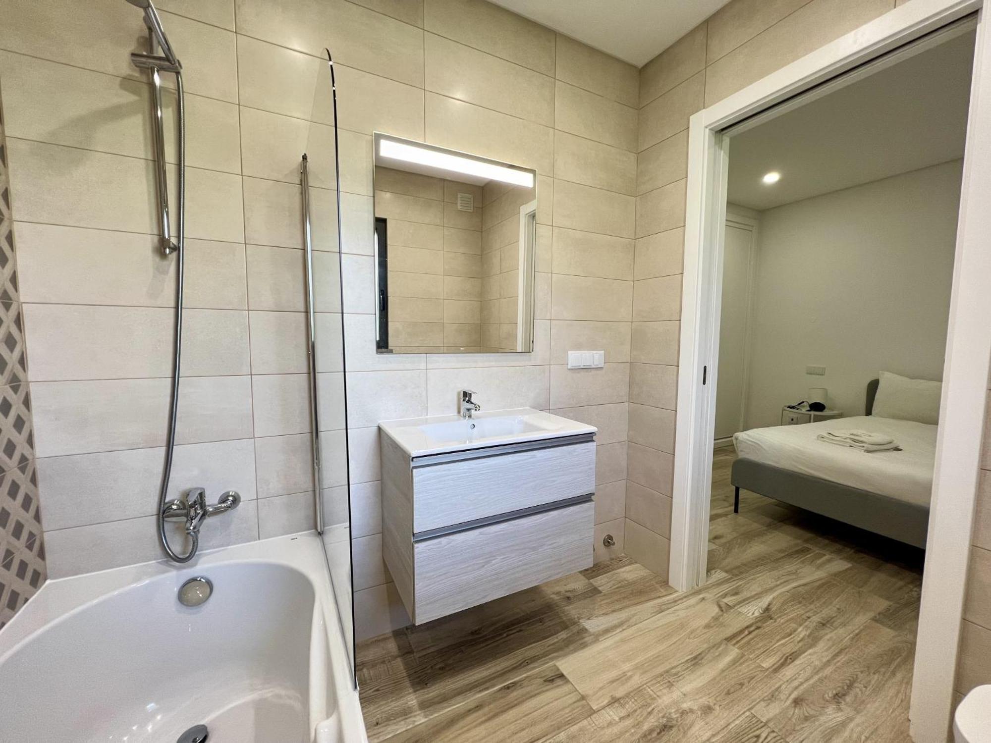 Modern By Homing Apartment