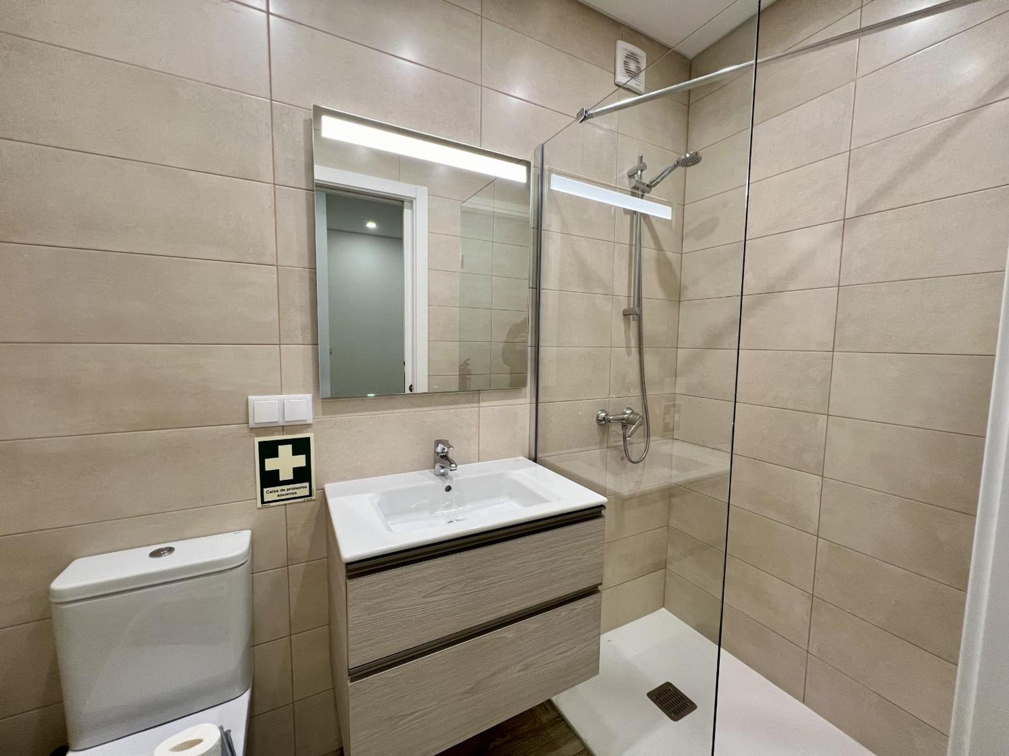 Modern By Homing *