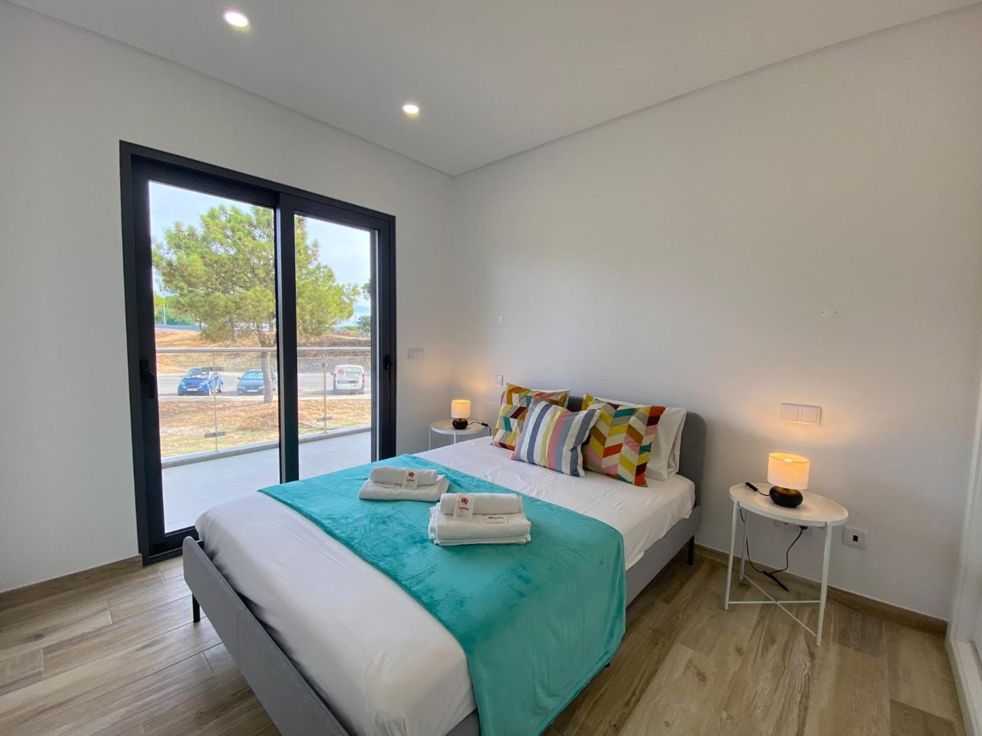 Modern By Homing *