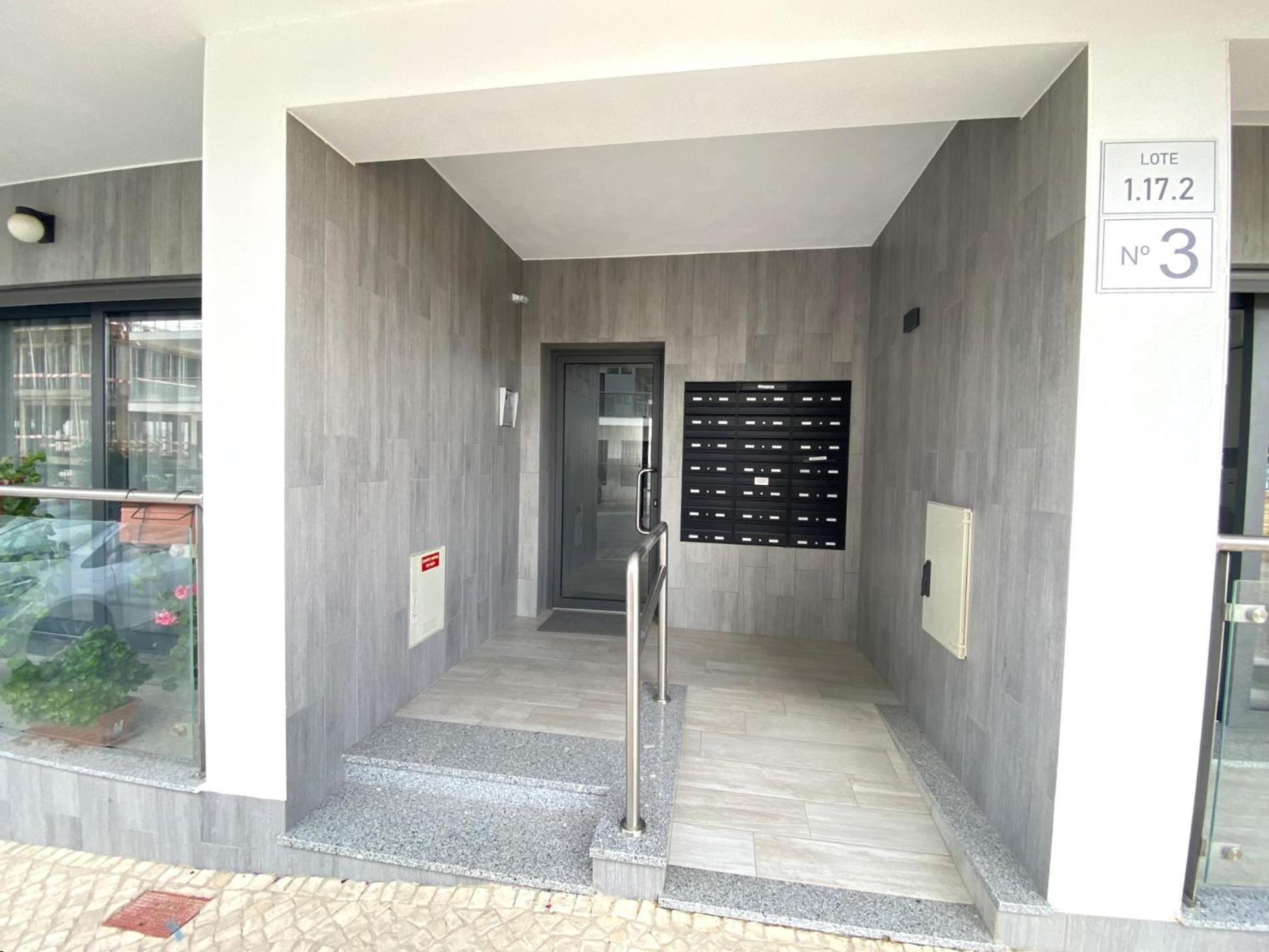 Modern By Homing Quarteira