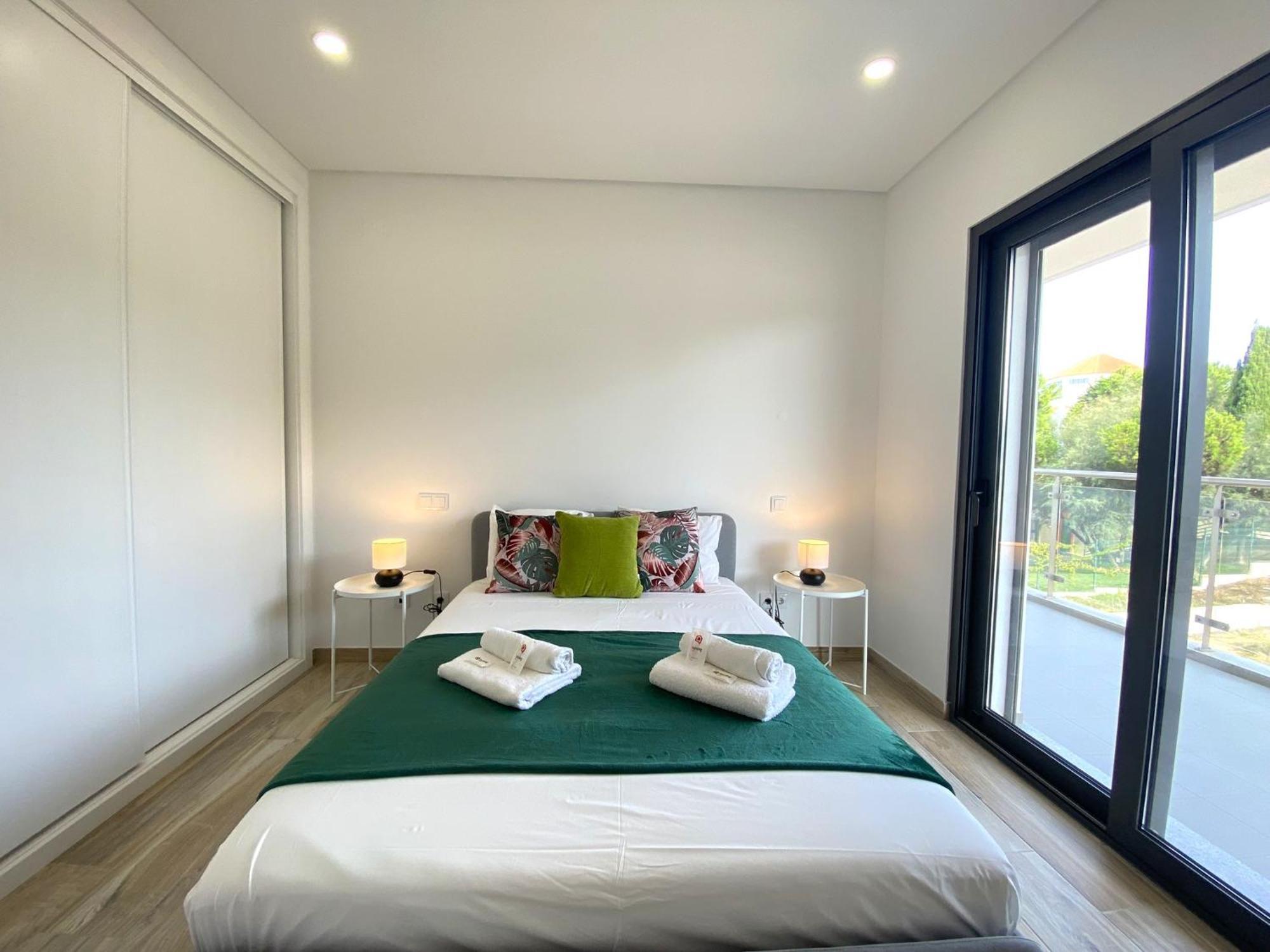 Modern By Homing Apartment *